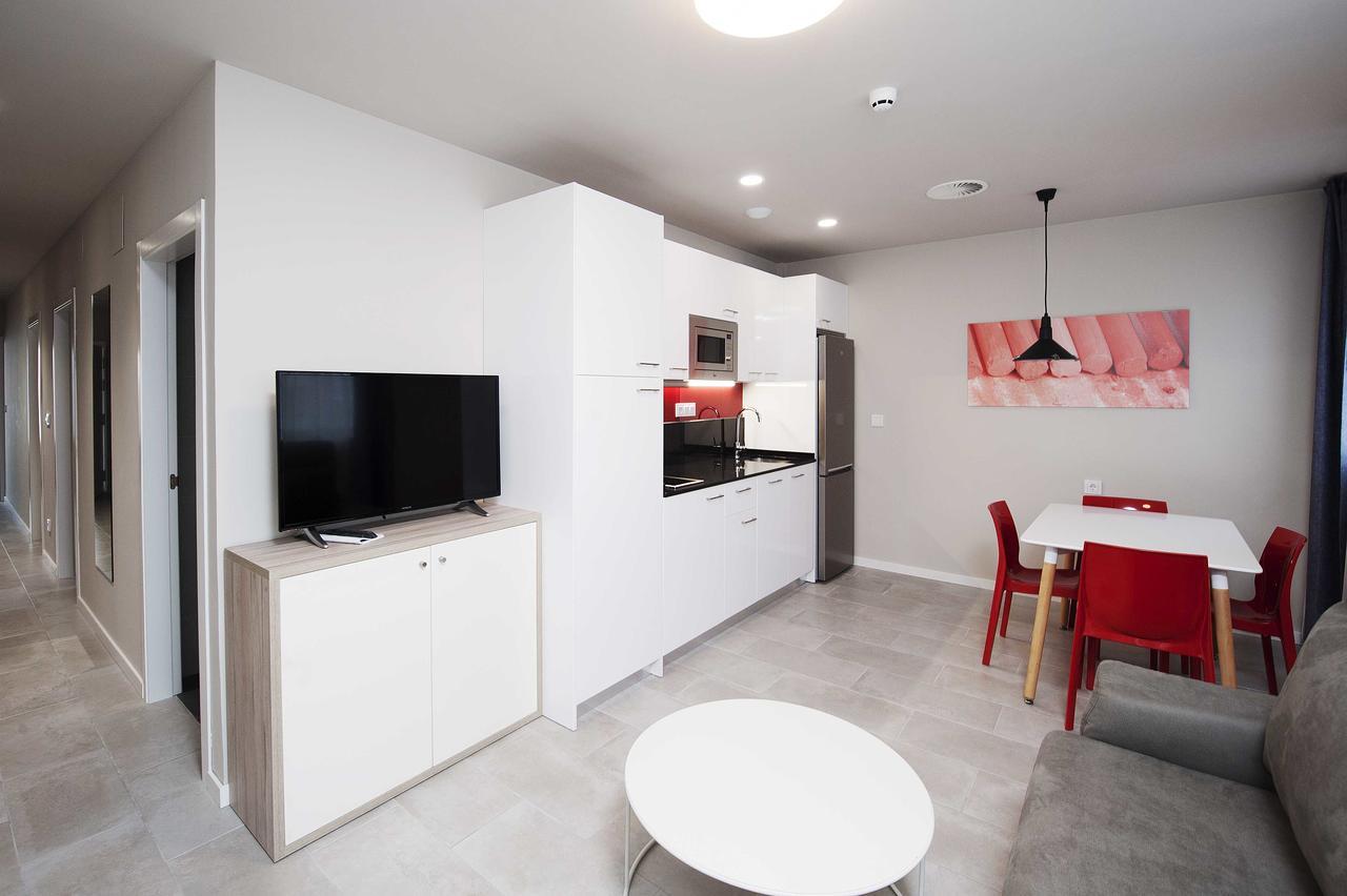 Apartamentos Divan Vitoria-Gasteiz Exterior photo